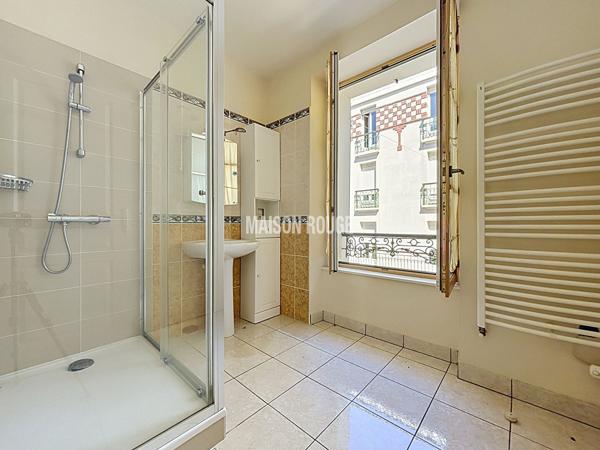 Dinard :Appartement T3 1er étage Hyper centre