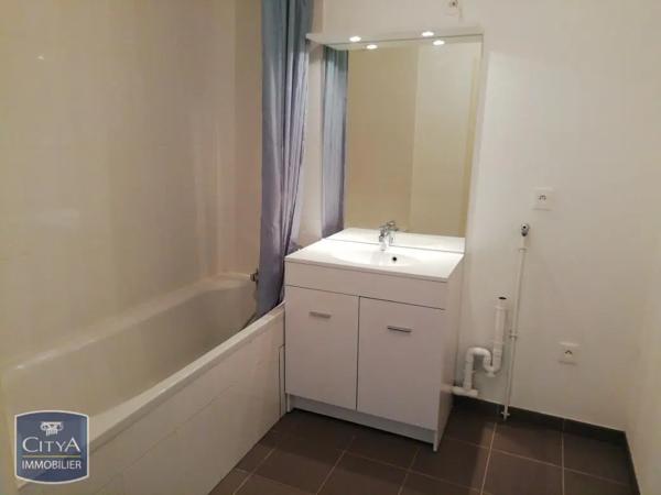 Appartement à louer 3 pièces 58.12m² Dammarie-les-Lys (77190)