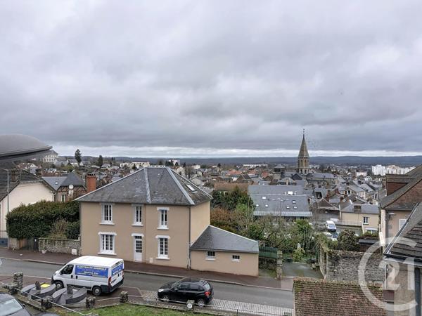 Maison à vendre  10 pièces - 226 m2 GUERET - 23