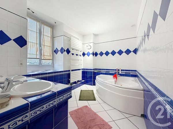 Maison à vendre  10 pièces - 226 m2 GUERET - 23