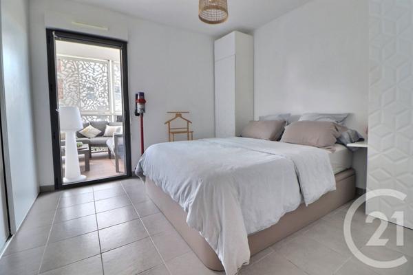 Appartement F3 à vendre  3 pièces - 68,40 m2 FREJUS - 83