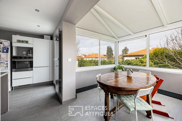 Maison lumineuse et dépendance à Meyzieu