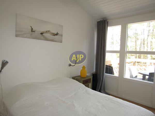 Maison à vendre Lacanau - 2 pièces, 36m² avec 1 chambre(s) à 192 000€ - AJP Lacanau Immobilier