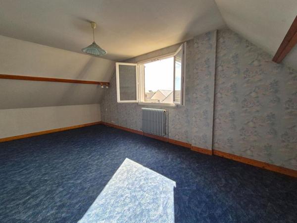 Maison à rénover avec terrain ? fort potentiel