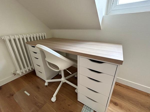 Rue Grandet . Vaste studio neuf et meublé