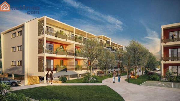 Appartement 71 m² à Sénas 13560