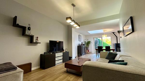 Saint-André-lez-Lille – Large 1930 familiale avec jardin de 400 m²