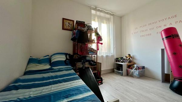 Saint-André-lez-Lille – Large 1930 familiale avec jardin de 400 m²