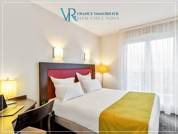 Divonne-les-Bains (01220) DIVONNE-LES-BAINS - APPARTEMENT T2 MEUBLÉ AVEC PARKING – HÔTEL & RÉSIDENCE ZÉNITUDE