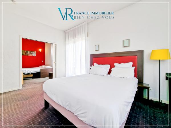 Divonne-les-Bains (01220) DIVONNE-LES-BAINS - APPARTEMENT T2 MEUBLÉ AVEC PARKING – HÔTEL & RÉSIDENCE ZÉNITUDE