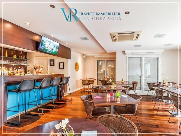 Divonne-les-Bains (01220) DIVONNE-LES-BAINS - APPARTEMENT T2 MEUBLÉ AVEC PARKING – HÔTEL & RÉSIDENCE ZÉNITUDE