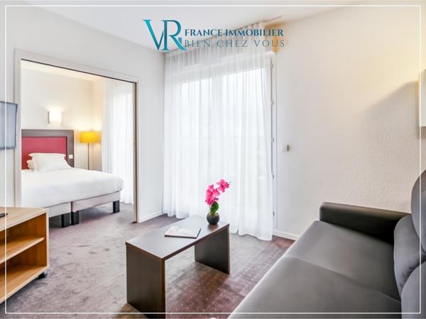 Divonne-les-Bains (01220) DIVONNE-LES-BAINS - APPARTEMENT T2 MEUBLÉ AVEC PARKING – HÔTEL & RÉSIDENCE ZÉNITUDE