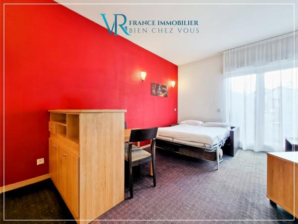 Divonne-les-Bains (01220) DIVONNE-LES-BAINS - APPARTEMENT T2 MEUBLÉ AVEC PARKING – HÔTEL & RÉSIDENCE ZÉNITUDE