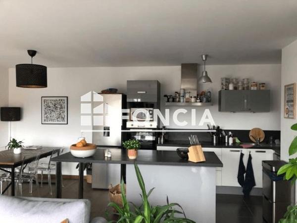 Location Appartement 3 pièces 73.7 m² - AVENUE ALBERT 1ER La Madeleine 59110