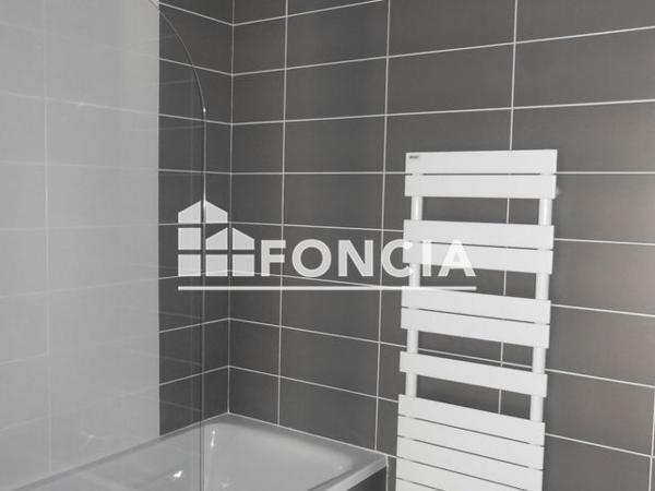 Location Appartement 3 pièces 73.7 m² - AVENUE ALBERT 1ER La Madeleine 59110