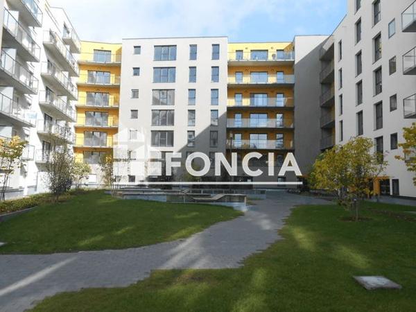 Location Appartement 3 pièces 73.7 m² - AVENUE ALBERT 1ER La Madeleine 59110