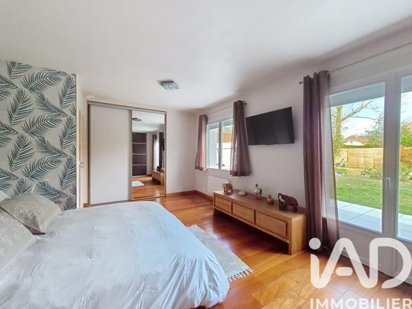 Maison à vendre 5 pièces 120 m² Le Mesnil-Saint-Denis