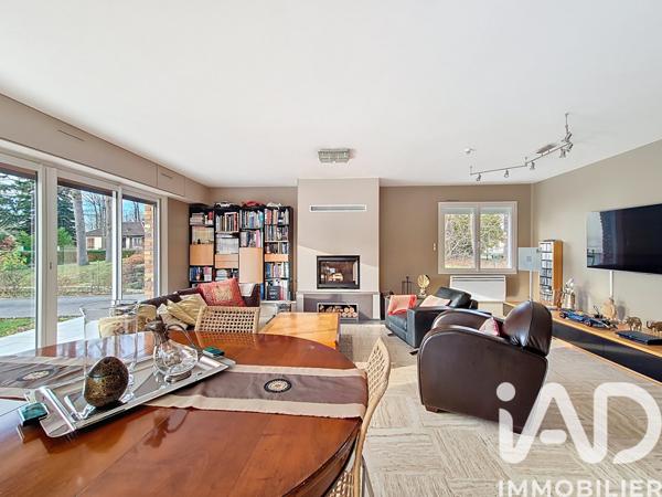 Maison à vendre 5 pièces 120 m² Le Mesnil-Saint-Denis