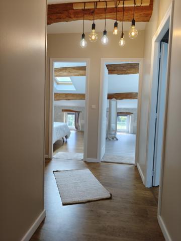 Maison
                                                                                                                                                                                                                                                                                                                        7 pièce(s)                                                                                                                                                                                                          5 chambre(s)                                                                                                                                                                                                          214  m²