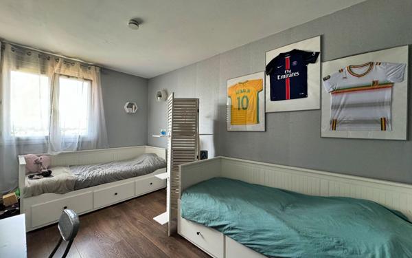 Appartement à vendre    4 pièces • 85,71 m2 Livry-Gargan