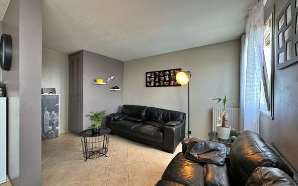 Appartement à vendre    4 pièces • 85,71 m2 Livry-Gargan