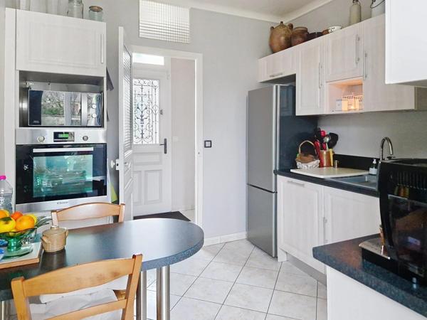 Maison de charme entièrement rénovée, prête à vivre !