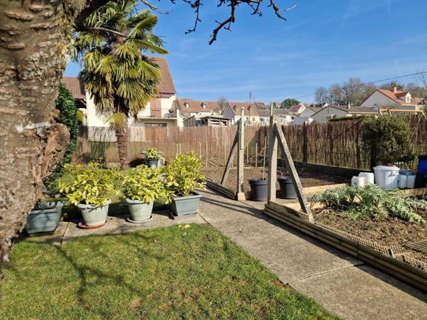 Maison de charme entièrement rénovée, prête à vivre !