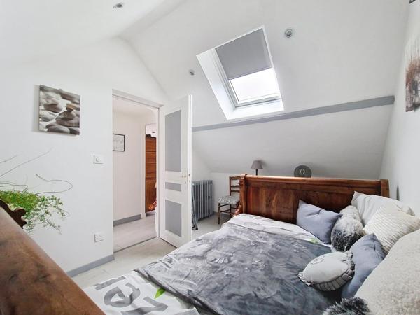 Maison de charme entièrement rénovée, prête à vivre !