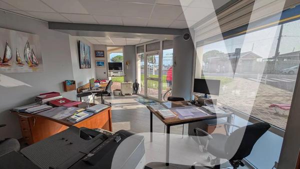 Maison familiale avec piscine dans un environnement calme et privilégié - 33120 Arcachon - Réf 86228237