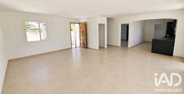 Maison à vendre 6 pièces 112 m² Rochefort-du-Gard