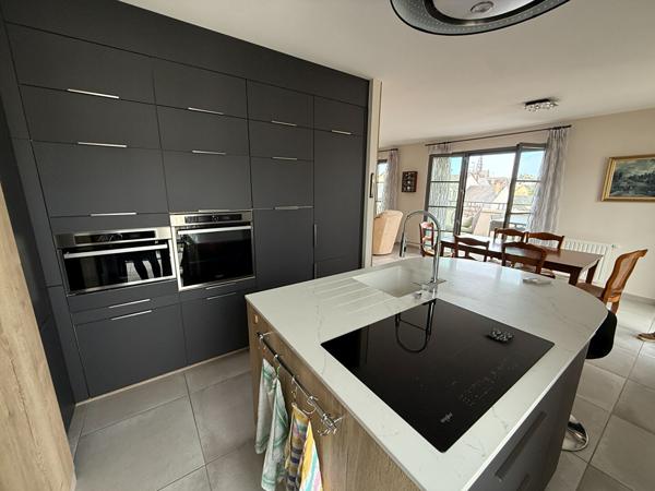 Appartement 4 pièces 98.1 m2