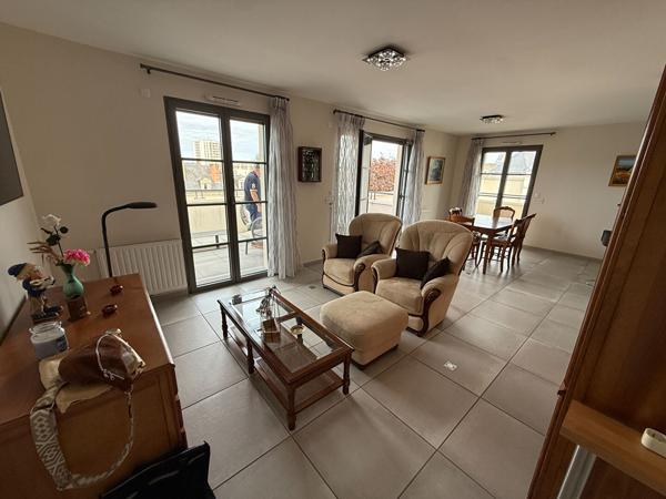 Appartement 4 pièces 98.1 m2