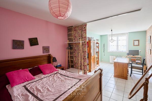 Vieux Lille: duplex inversé dans un hôtel particulier