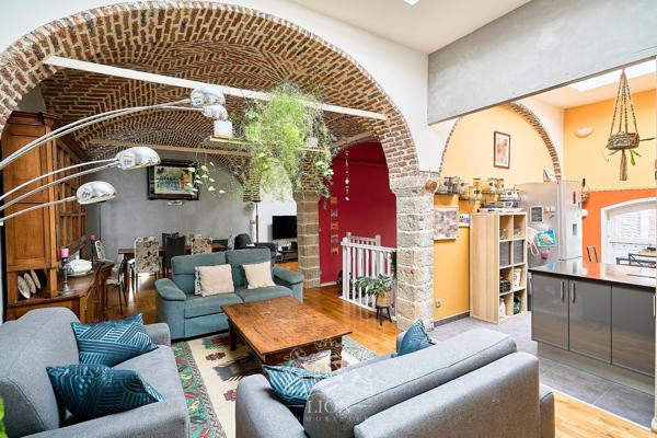 Vieux Lille: duplex inversé dans un hôtel particulier