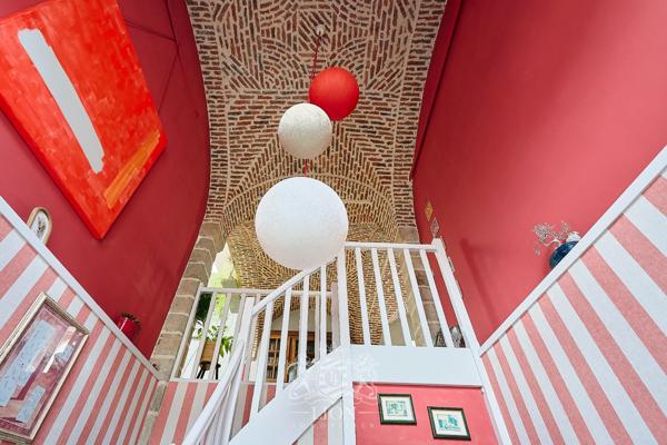 Vieux Lille: duplex inversé dans un hôtel particulier
