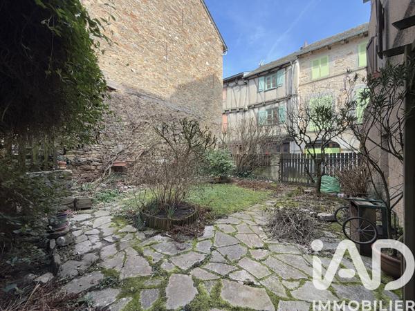 Maison à vendre 7 pièces 227,63 m² Sauveterre-de-Rouergue