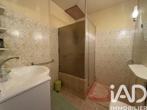 Maison à vendre 7 pièces 228 m² Sauveterre-de-Rouergue