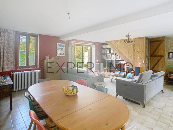 Vendes (14250) CADRE BUCOLIQUE ET MAISON RÉNOVÉE!