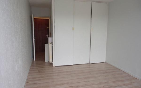 Appartement à louer    1 pièce •  Gradignan