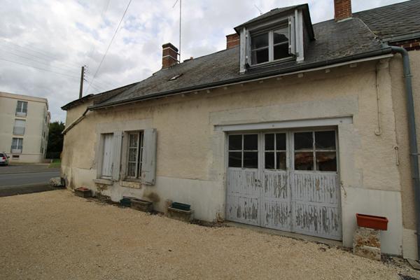Maison de bourg à restaurer Oucques
