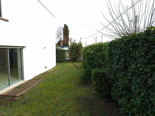 Maison à louer    4 pièces •  Pessac