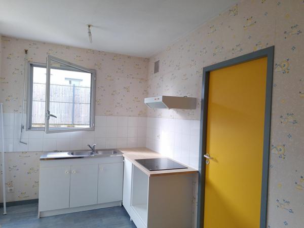 Maison à louer    4 pièces •  Pessac