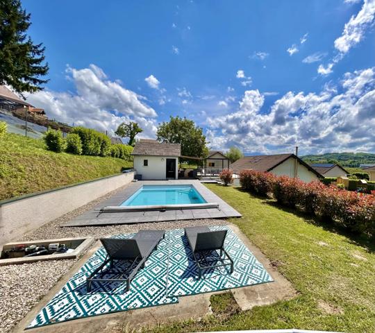 MAISON T5 TRAVERSANTE – 120 m² HABITABLES – PARCELLE 1650 m² AVEC PISCINE – DPE C