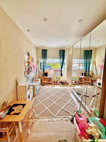 MAISON T5 TRAVERSANTE – 120 m² HABITABLES – PARCELLE 1650 m² AVEC PISCINE – DPE C