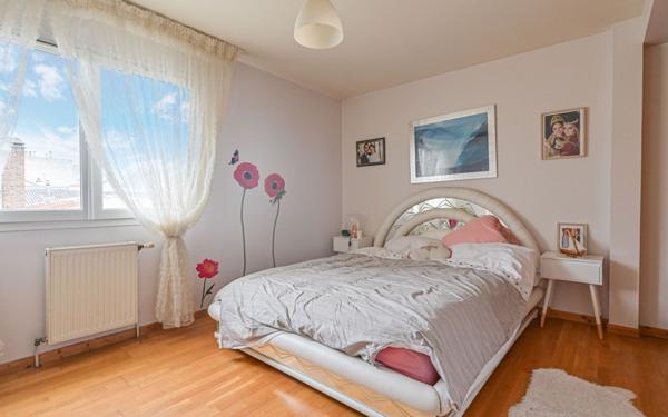 Maison à vendre    11 pièces •  Pantin