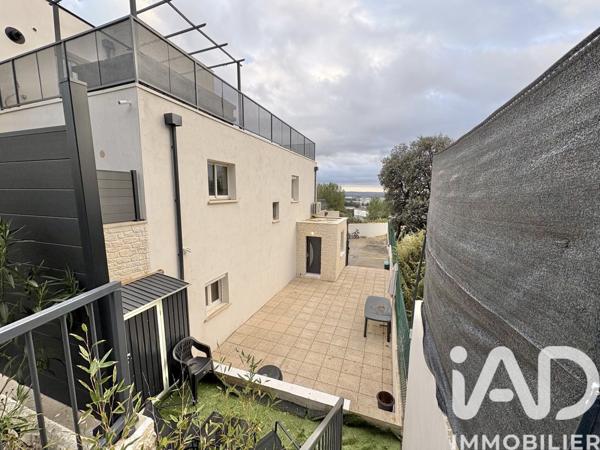 Maison à vendre 10 pièces 280 m² Nîmes-Saint-Césaire