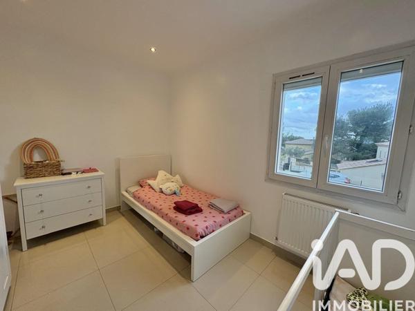 Maison à vendre 10 pièces 280 m² Nîmes-Saint-Césaire