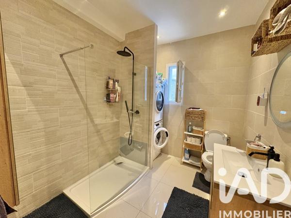 Maison à vendre 10 pièces 280 m² Nîmes-Saint-Césaire