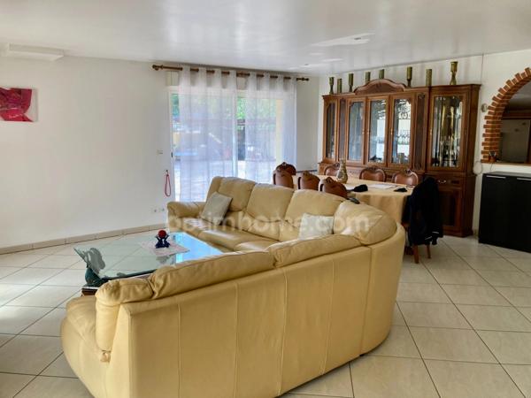 Maison T6 de plain-pied avec piscine, garage et atelier – Blagnac (31700)