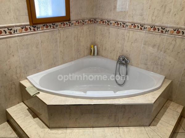 Maison T6 de plain-pied avec piscine, garage et atelier – Blagnac (31700)